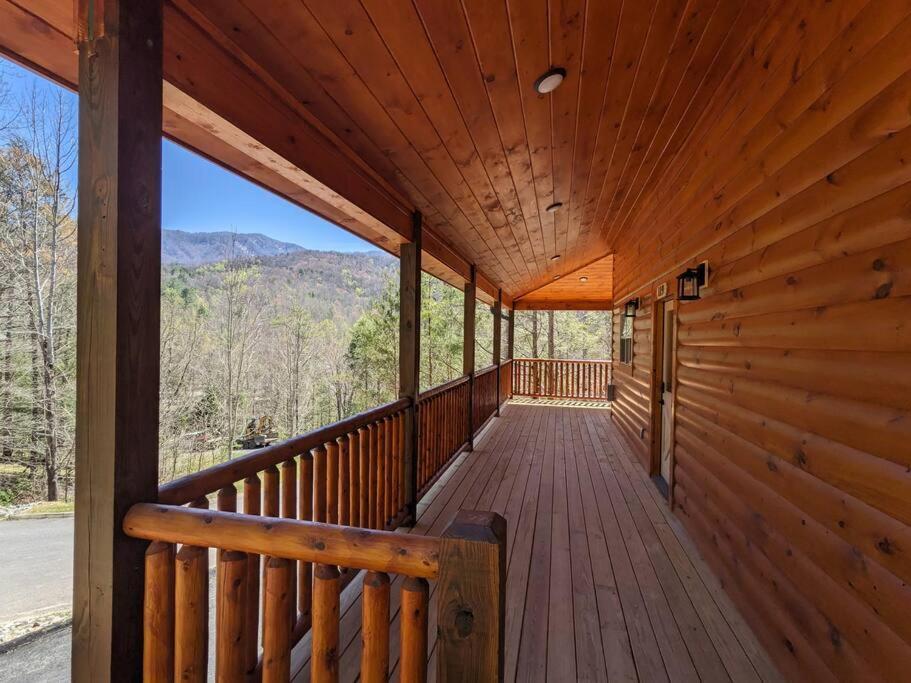 Villa Baby Bear Den à Gatlinburg Extérieur photo