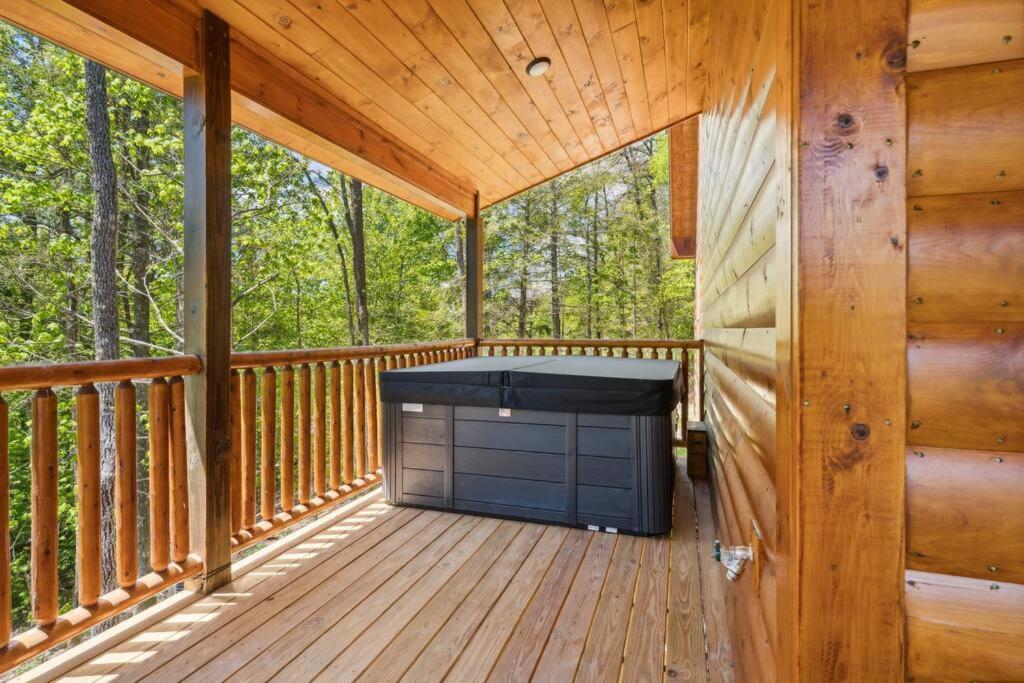 Villa Baby Bear Den à Gatlinburg Extérieur photo