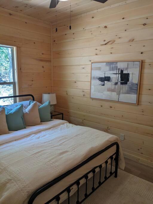 Villa Baby Bear Den à Gatlinburg Extérieur photo