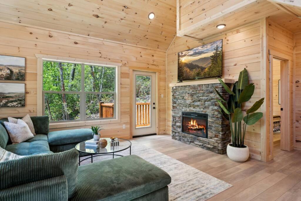 Villa Baby Bear Den à Gatlinburg Extérieur photo
